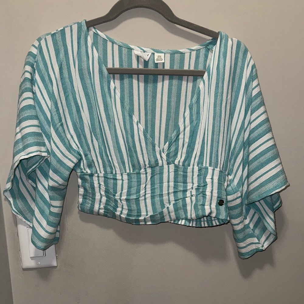 BRAND NEW ROXY TOP